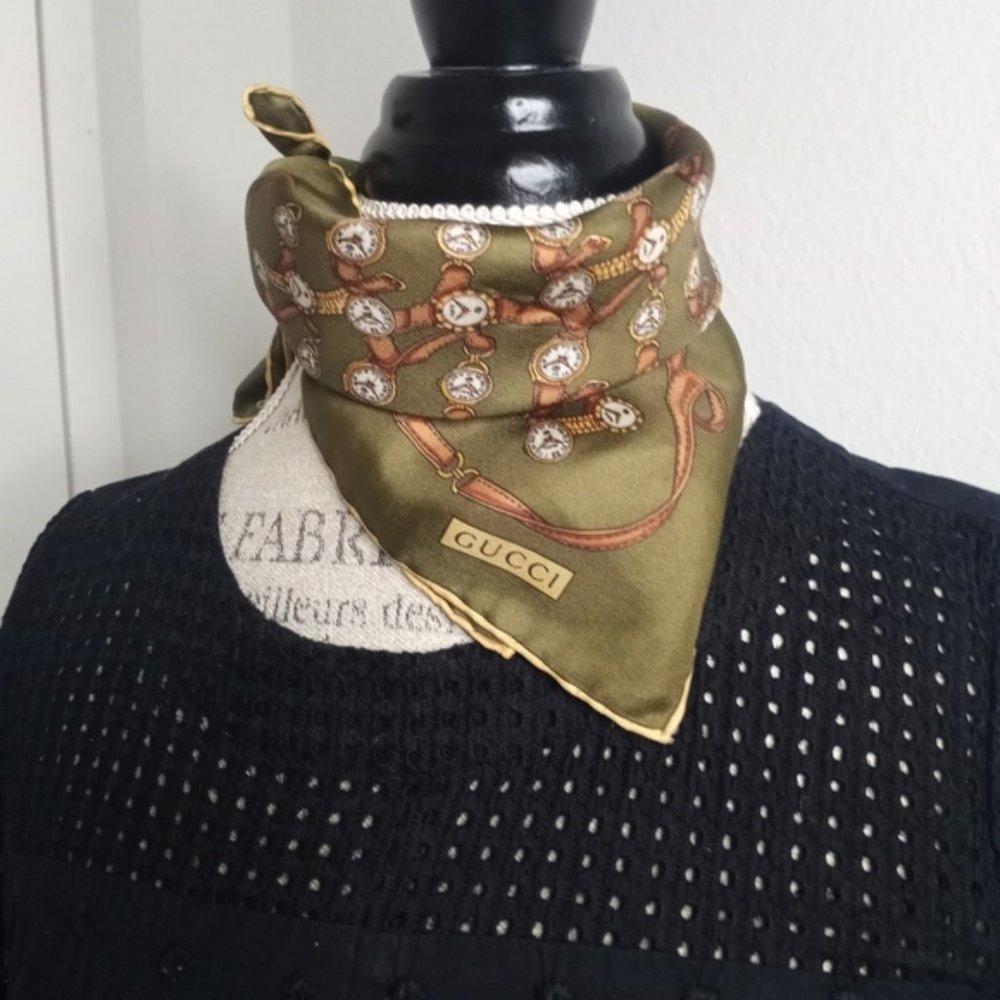 GUCCI Vintage OlivevGreen Silk Wrist Watch Clock Scarf Handkerchief - Picture 4 of 16
